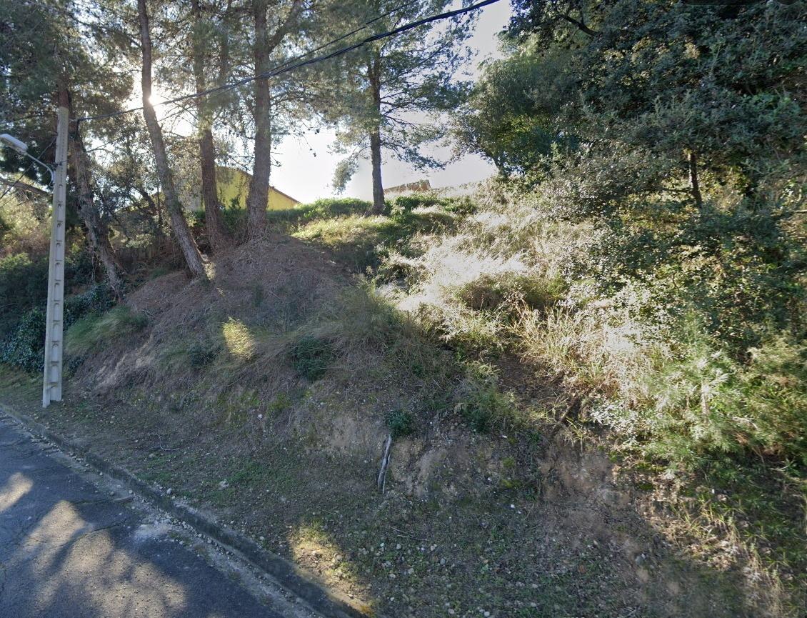 Venta de terreno en Piera