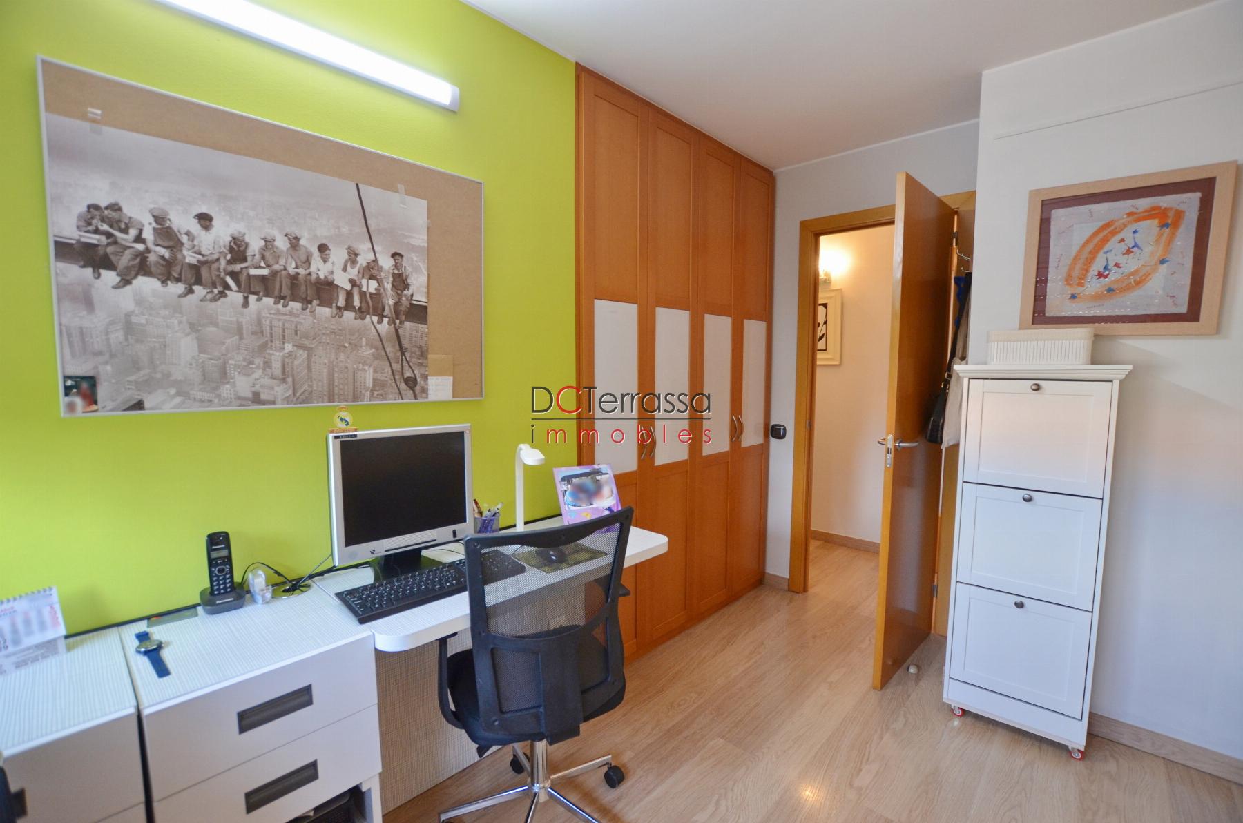 Venta de piso en Rubí