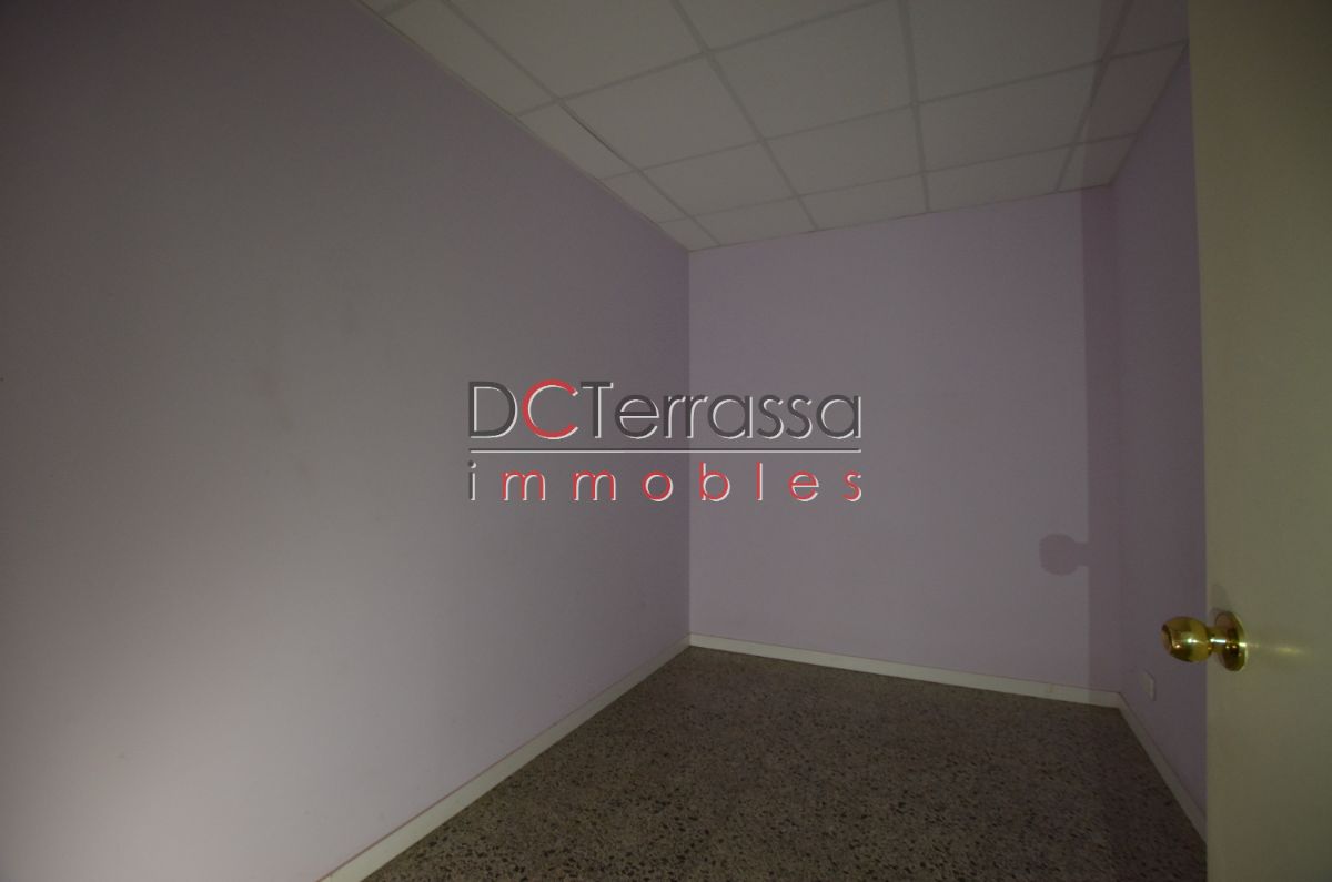 For rent of commercial in Terrassa
