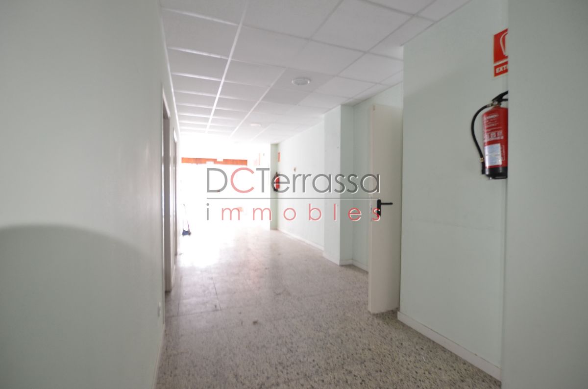 For rent of commercial in Terrassa