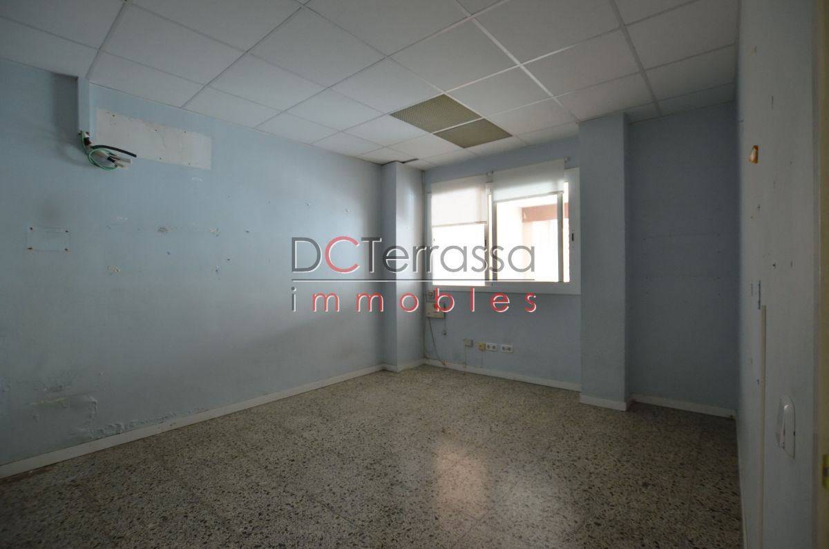 For rent of commercial in Terrassa