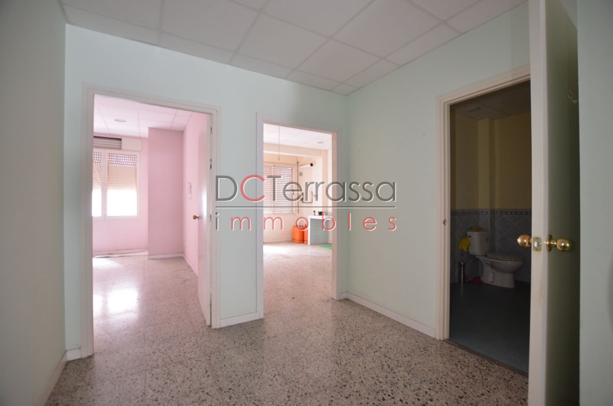 For rent of commercial in Terrassa