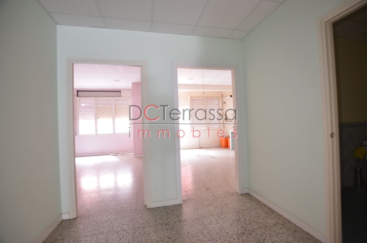 For rent of commercial in Terrassa