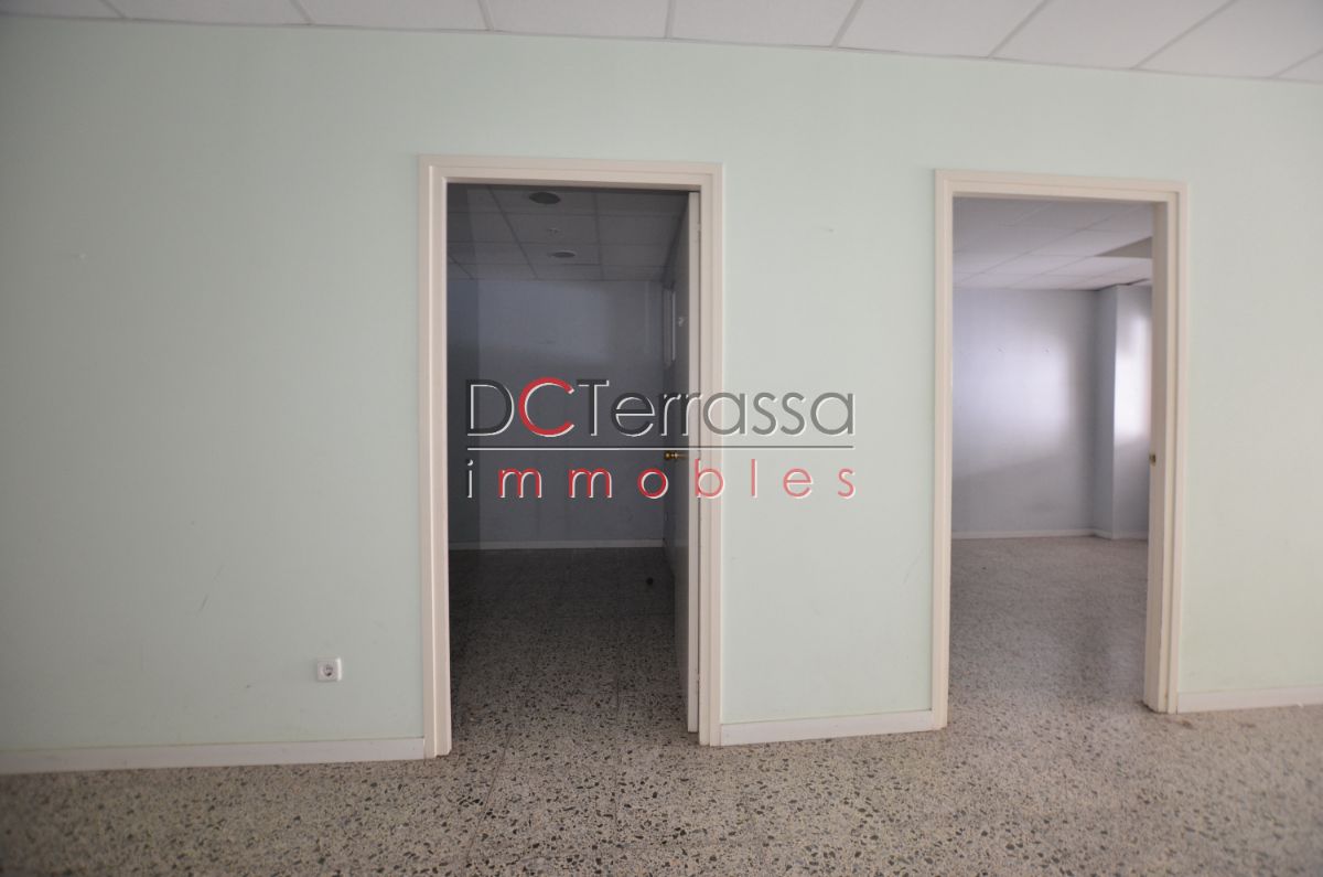 For rent of commercial in Terrassa