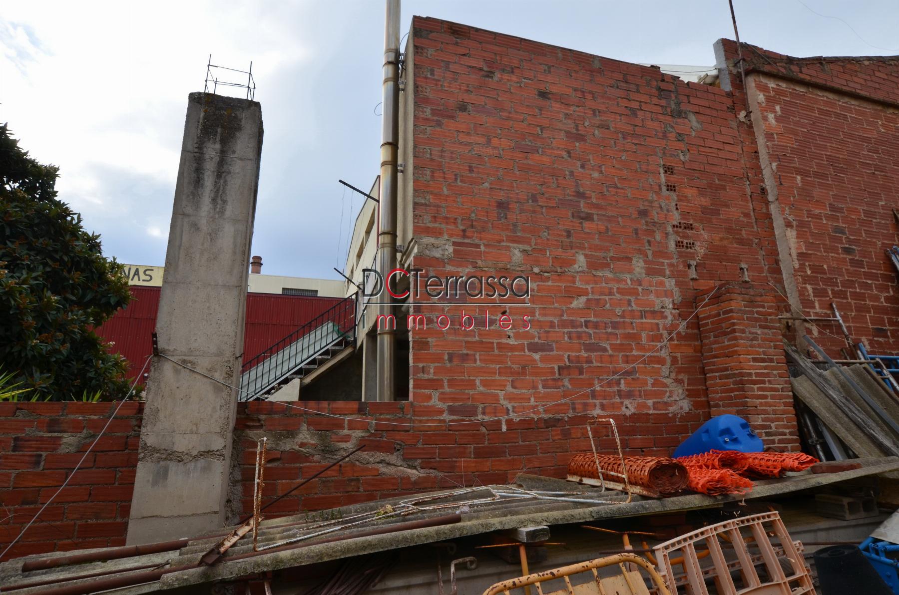 Venda de terreny a Terrassa