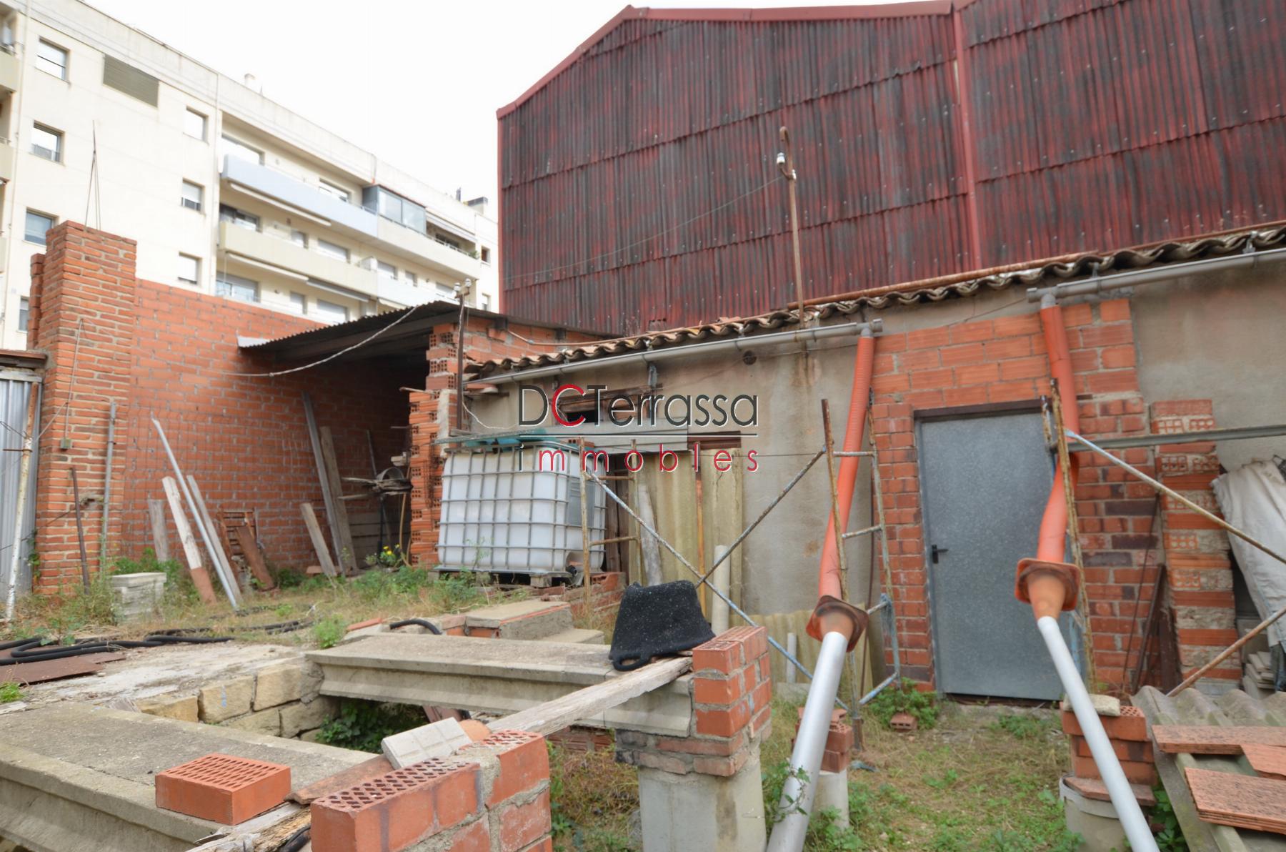 Venda de terreny a Terrassa