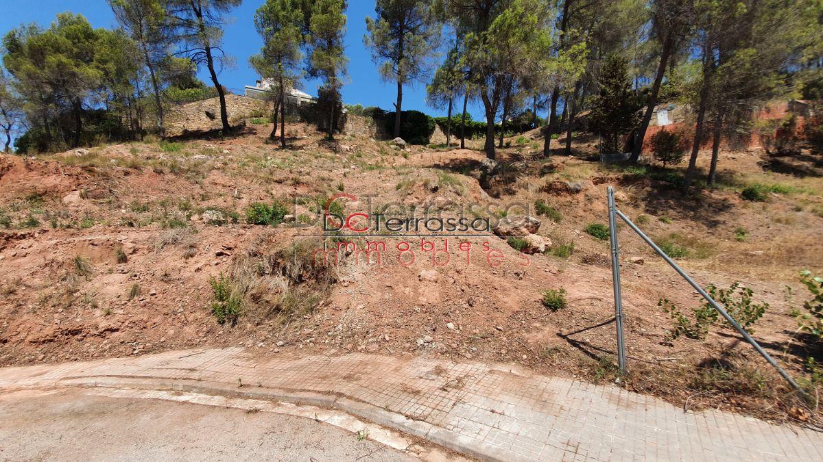 For sale of land in Vacarisses