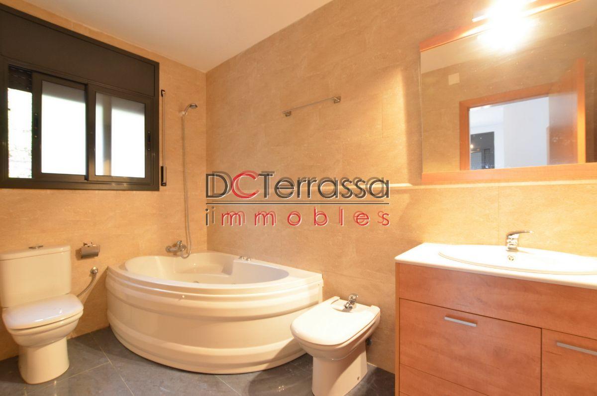 For sale of house in Terrassa