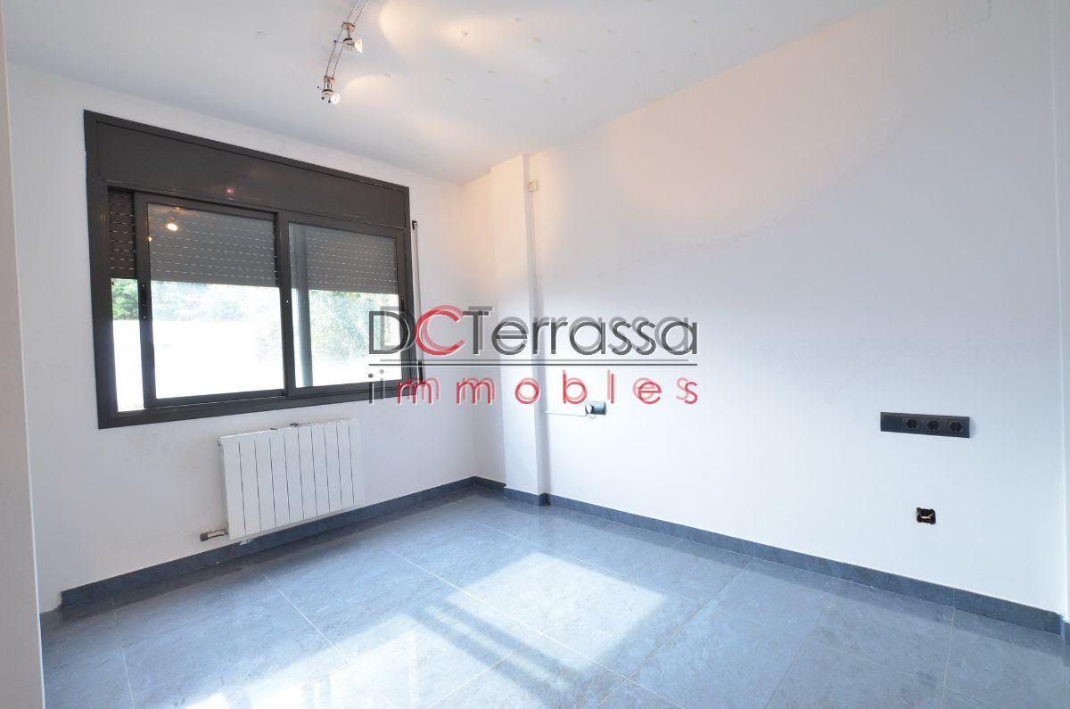 For sale of house in Terrassa