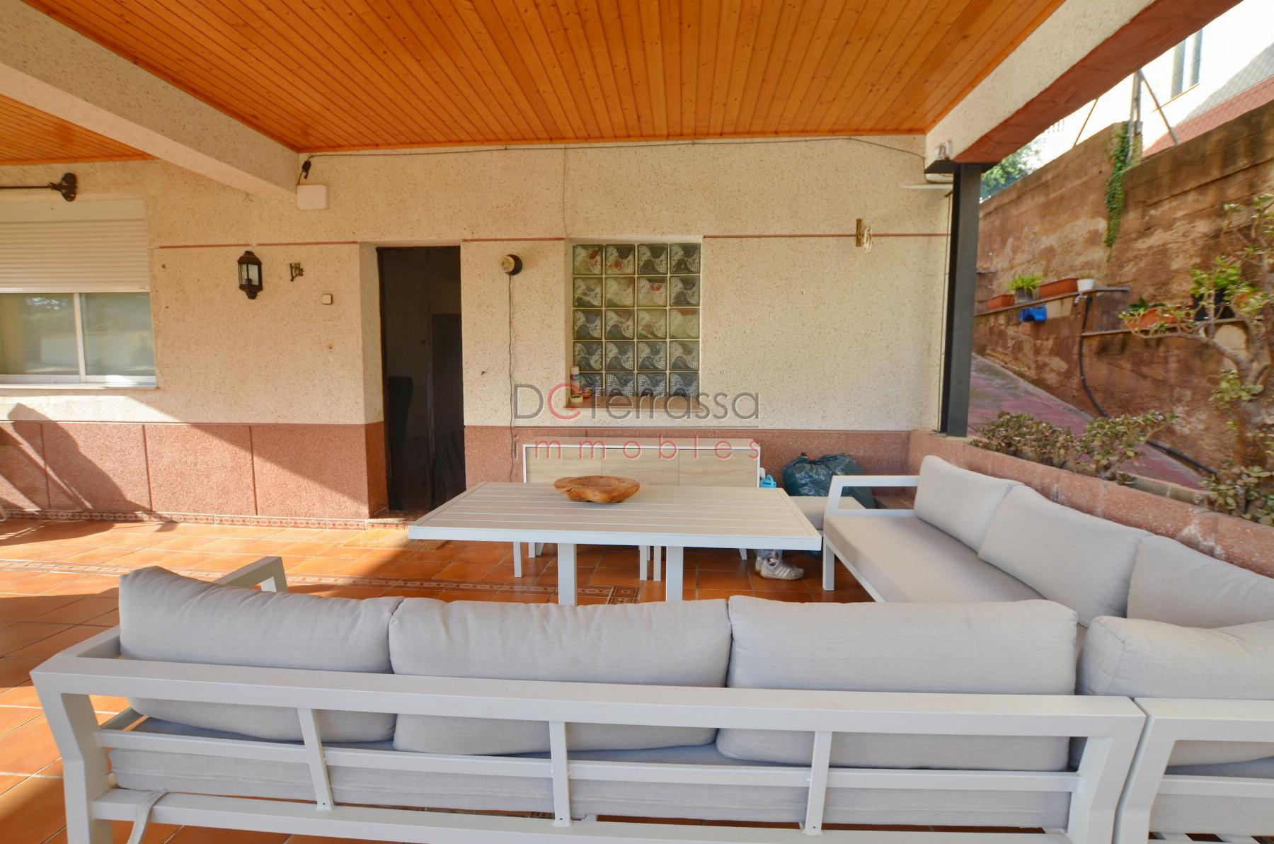 For sale of house in Terrassa