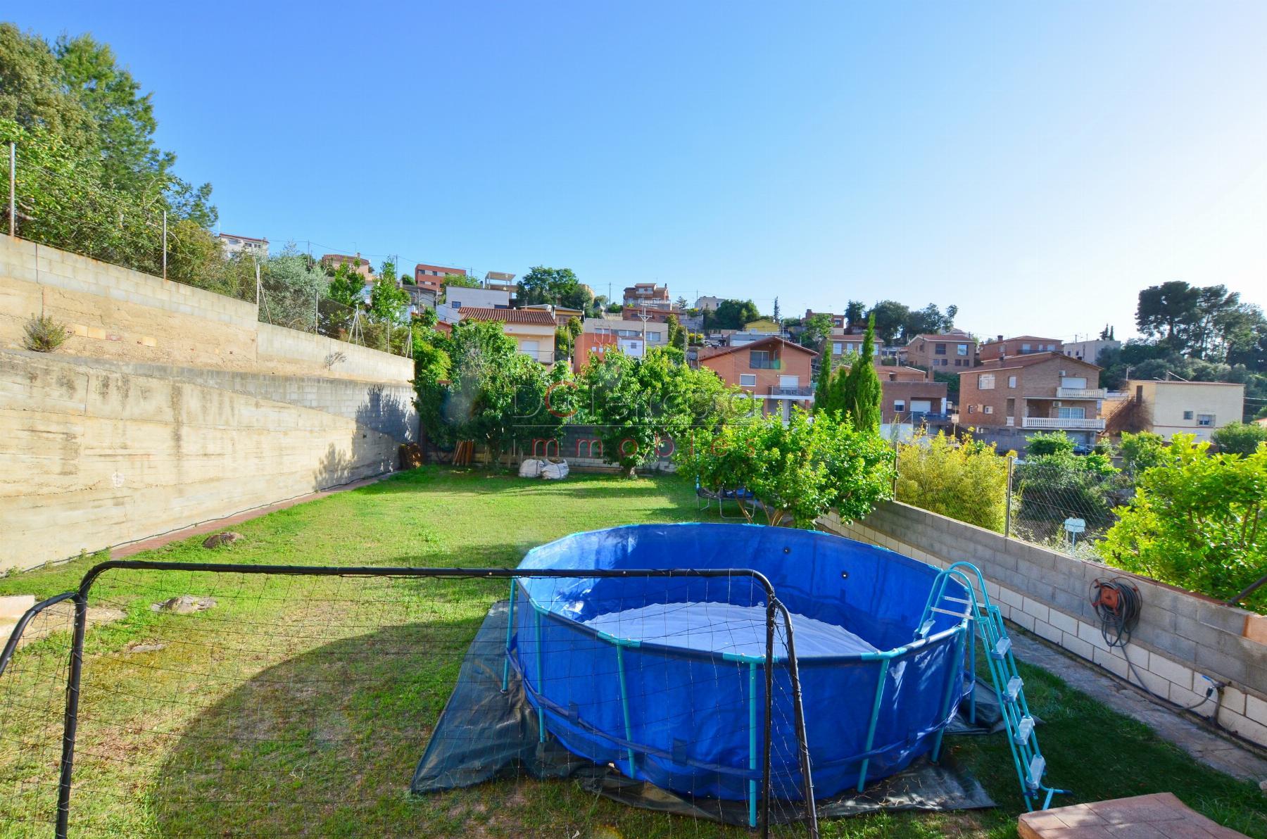 For sale of house in Terrassa
