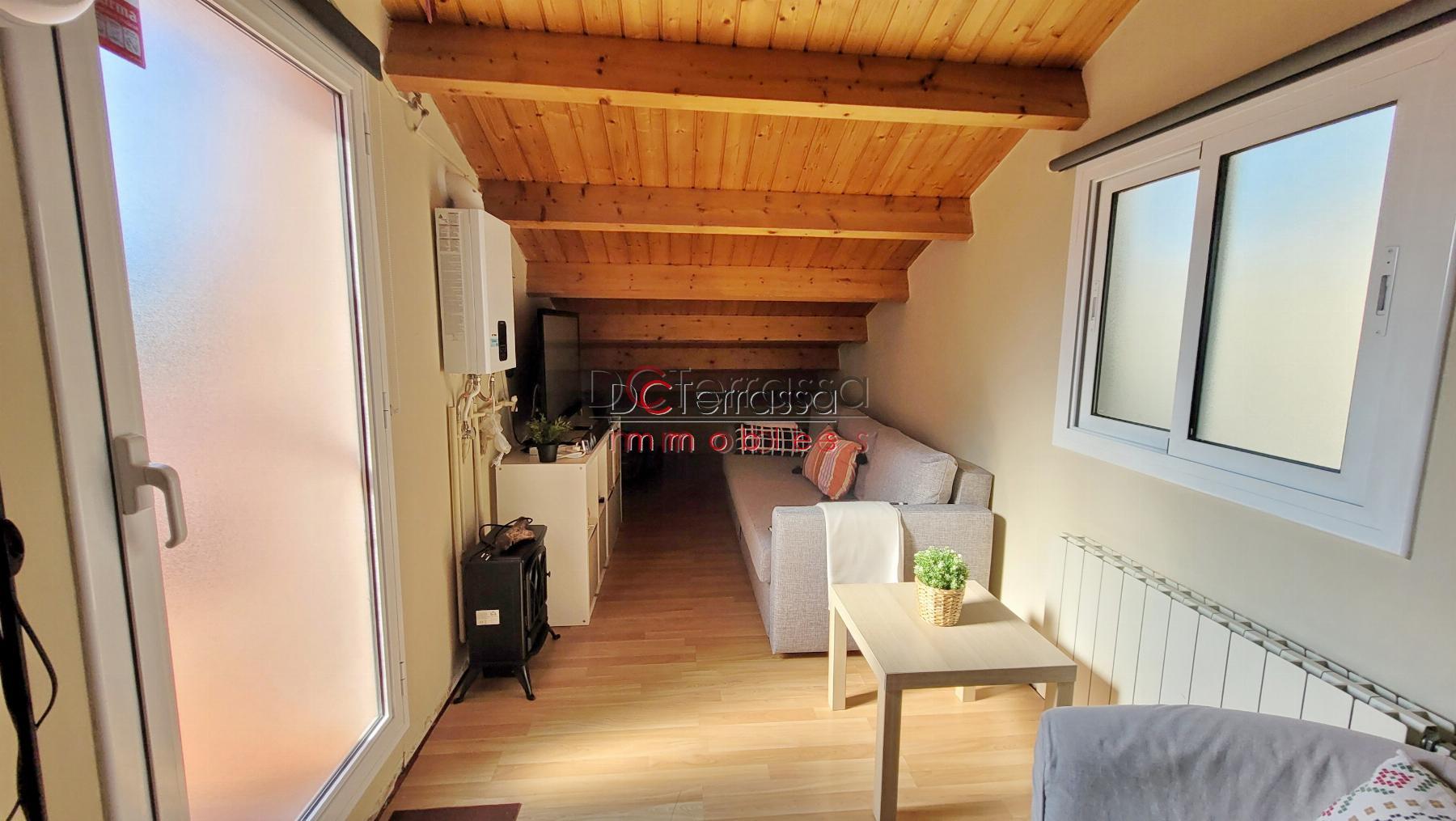 For sale of duplex in Terrassa