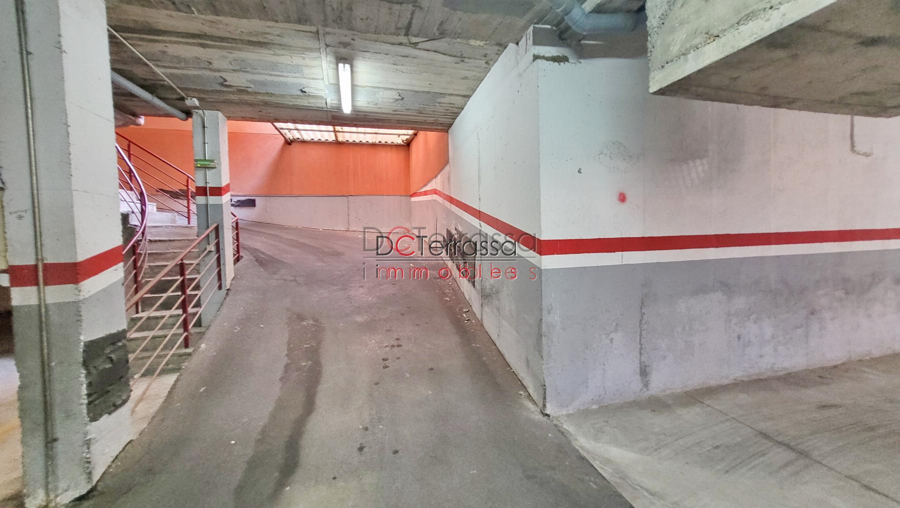 For sale of duplex in Terrassa