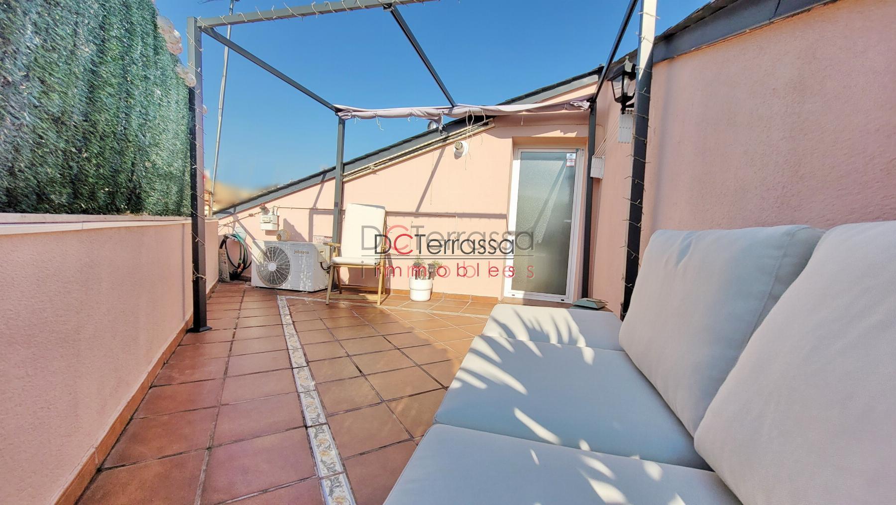 For sale of duplex in Terrassa