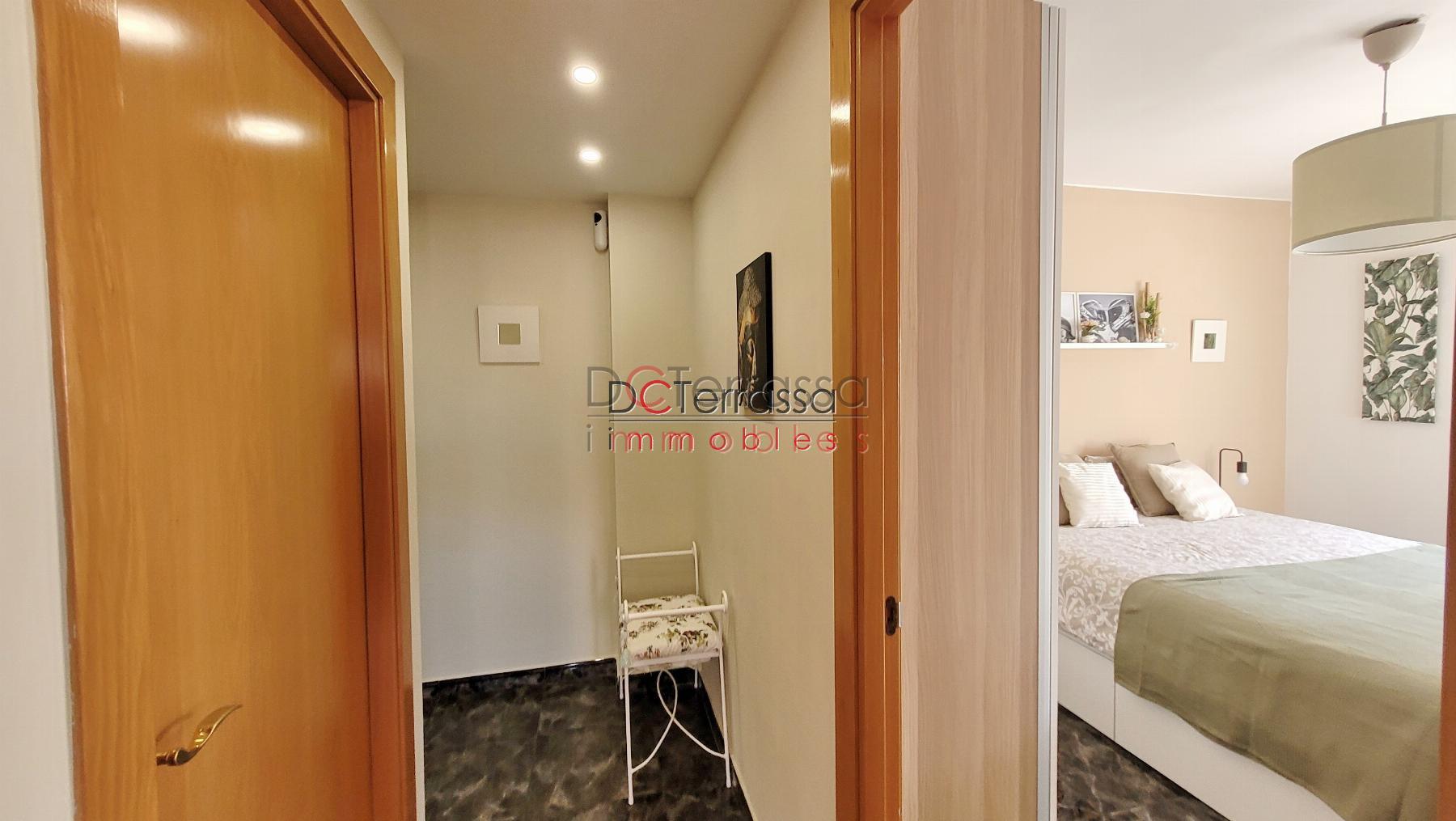 For sale of duplex in Terrassa