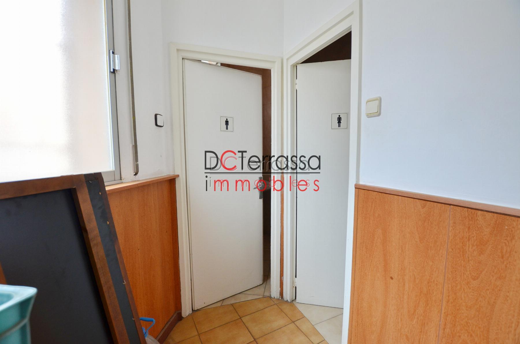 For sale of commercial in Terrassa