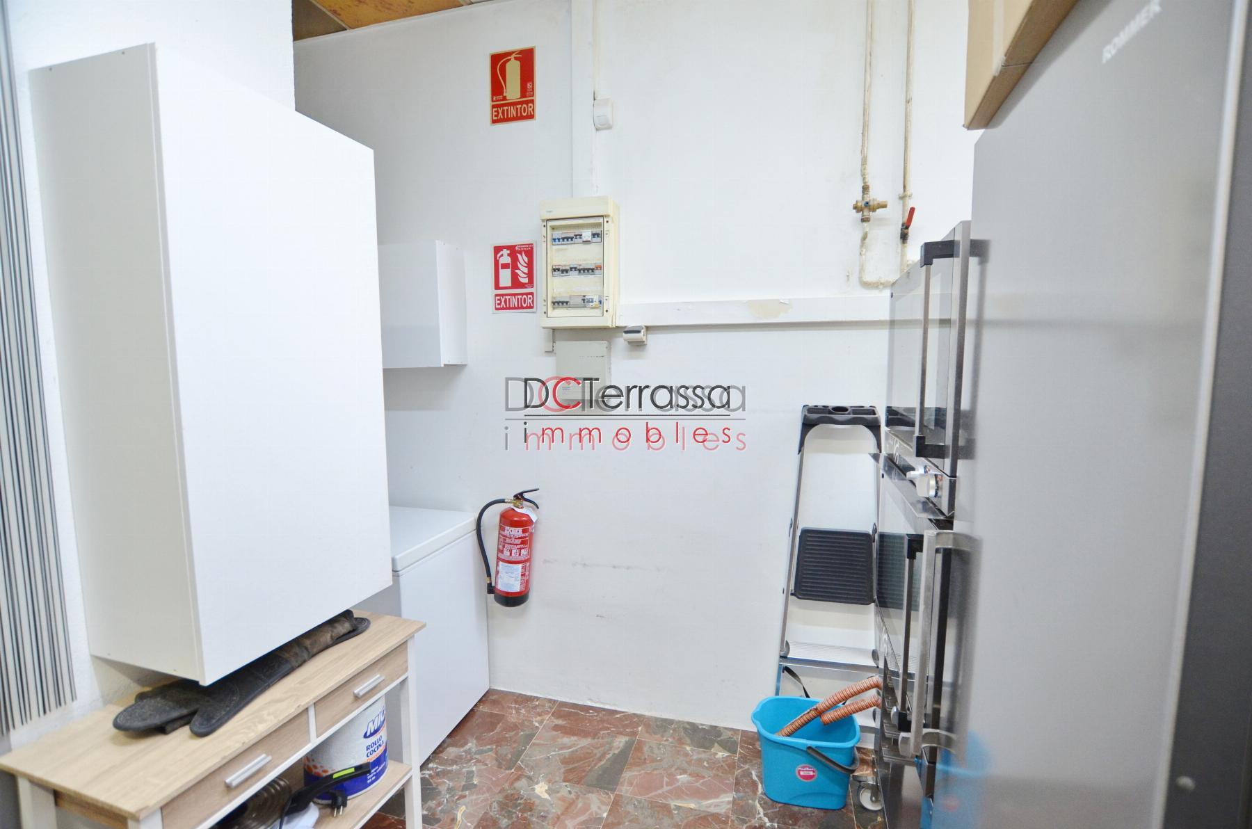 For share of commercial in Terrassa