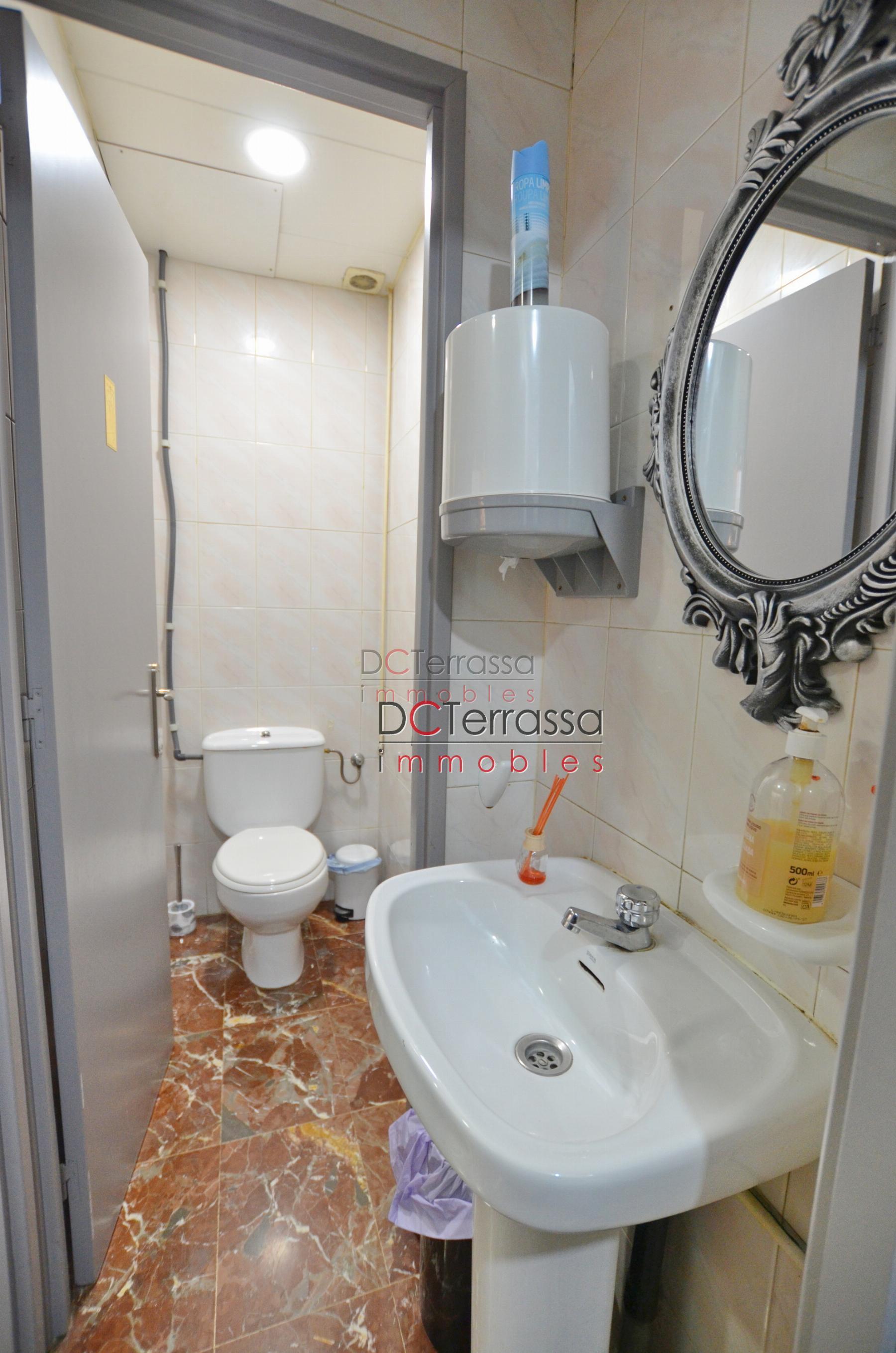 For share of commercial in Terrassa
