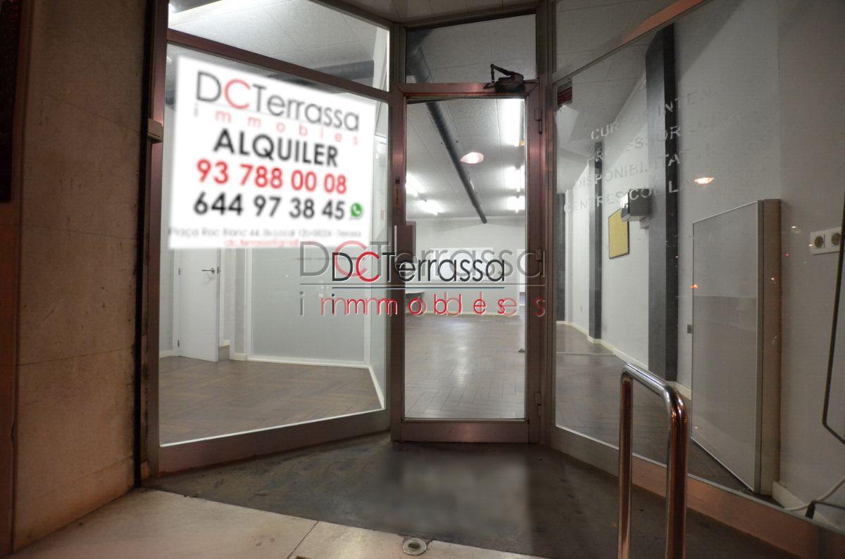 For rent of commercial in Terrassa