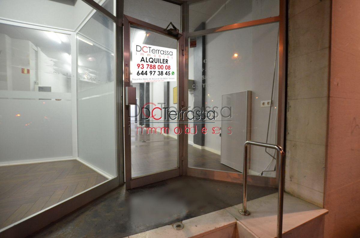For rent of commercial in Terrassa
