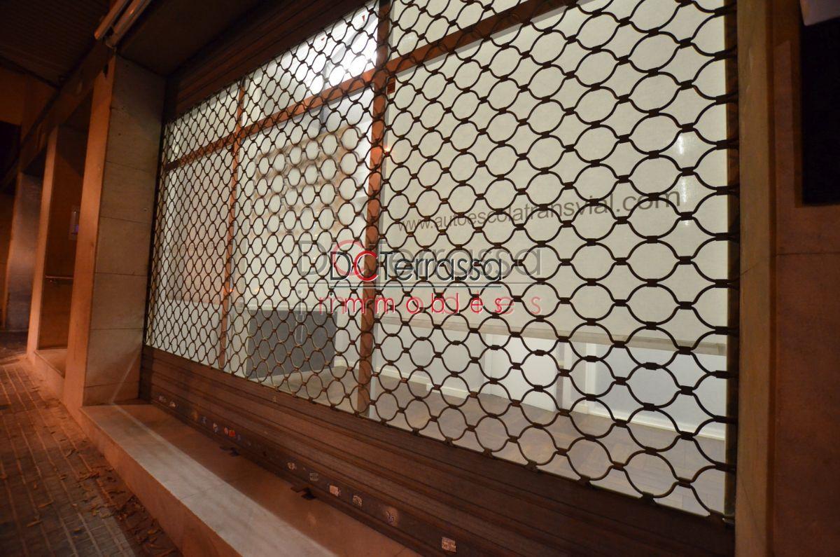 For rent of commercial in Terrassa