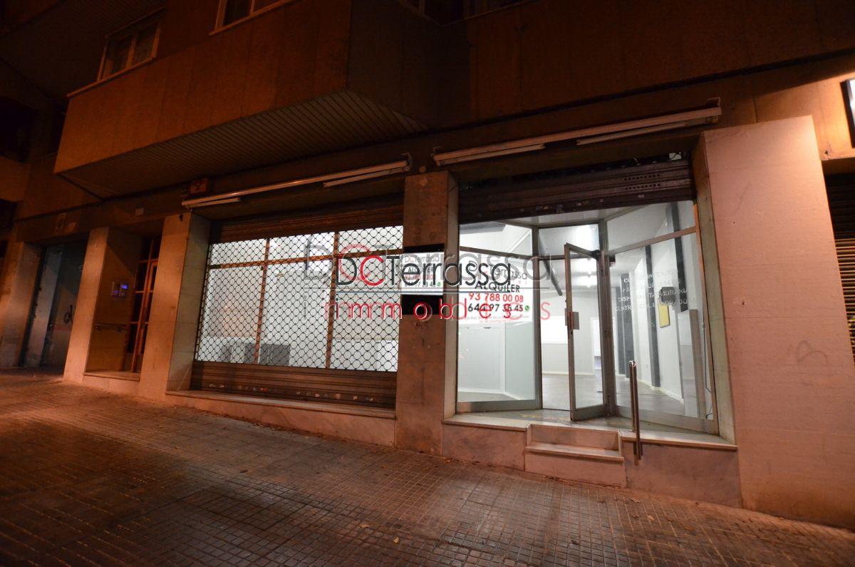 For rent of commercial in Terrassa