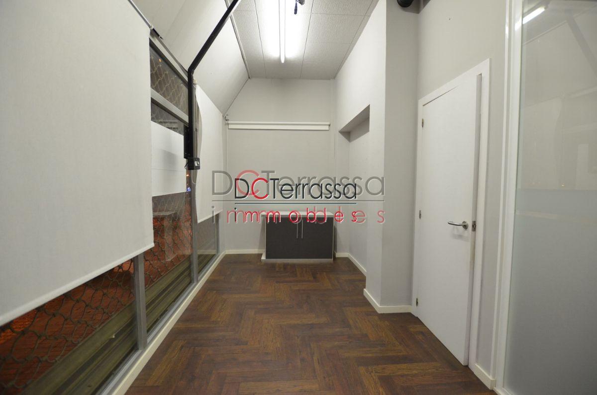 For rent of commercial in Terrassa