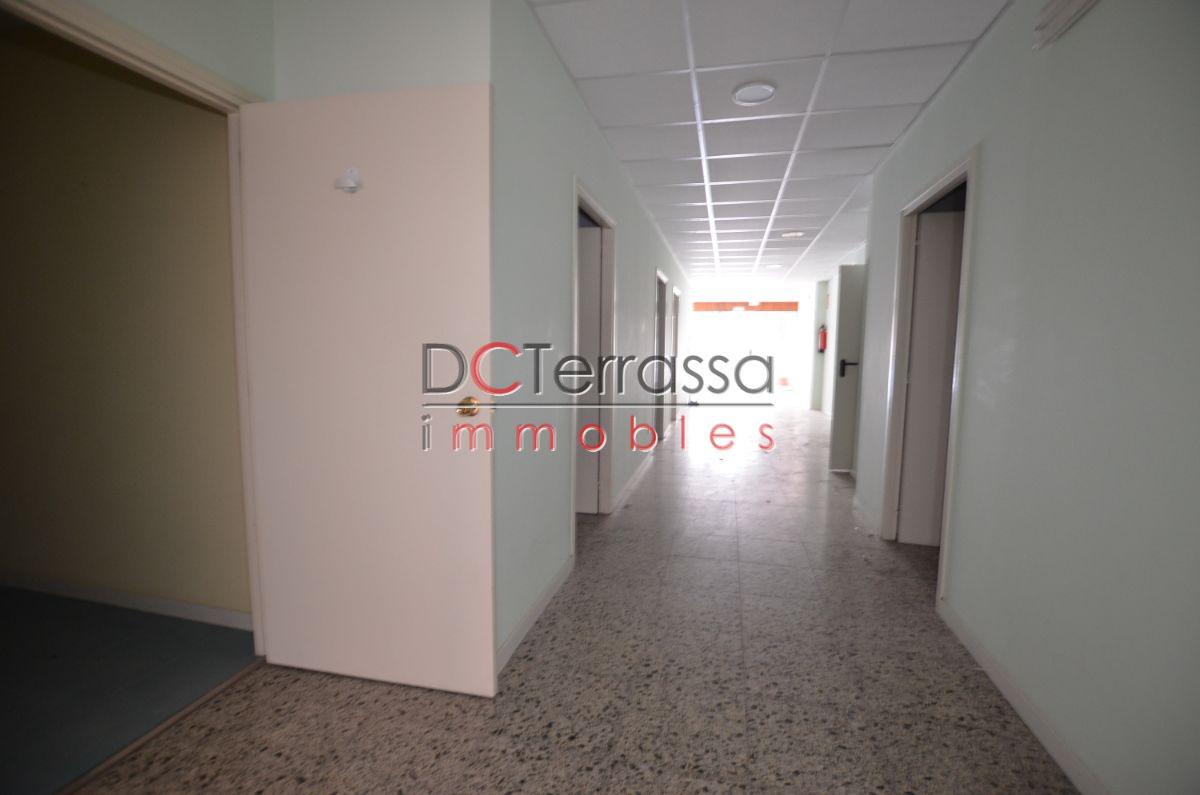 For sale of commercial in Terrassa