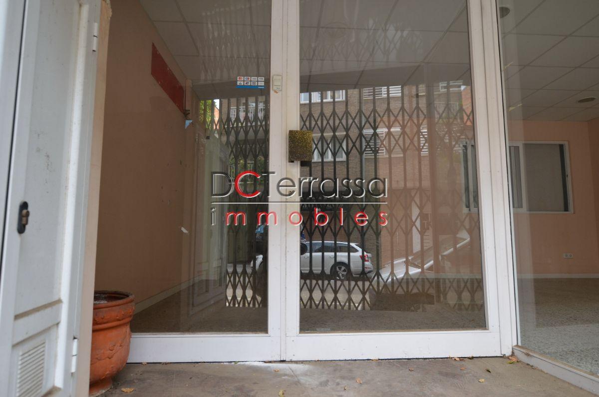 For sale of commercial in Terrassa