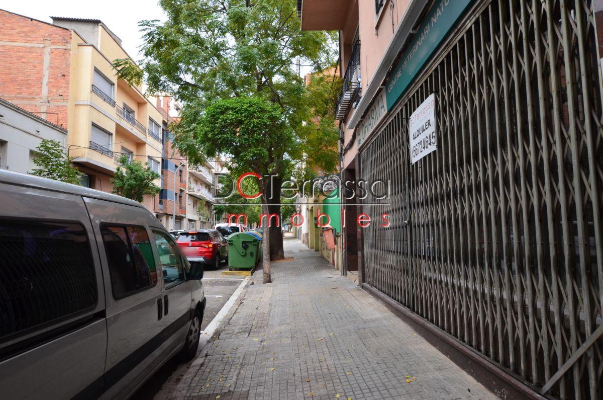 For sale of commercial in Terrassa