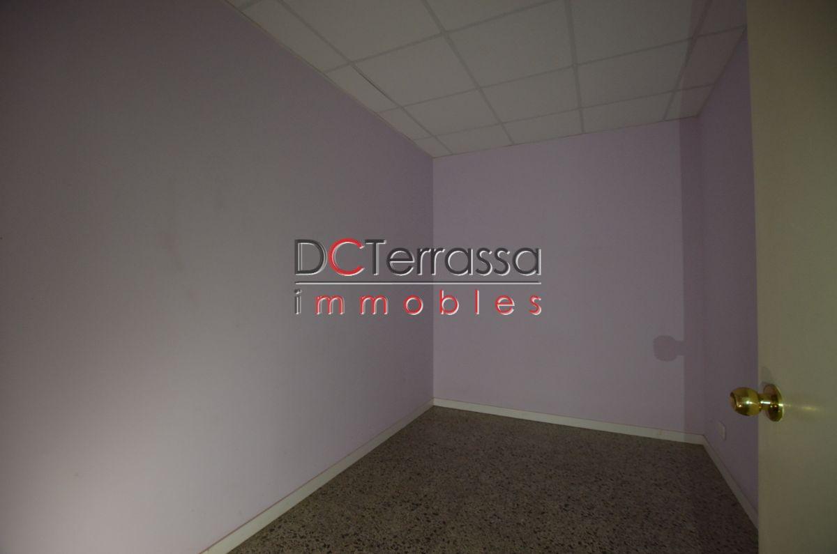 For rent of commercial in Terrassa