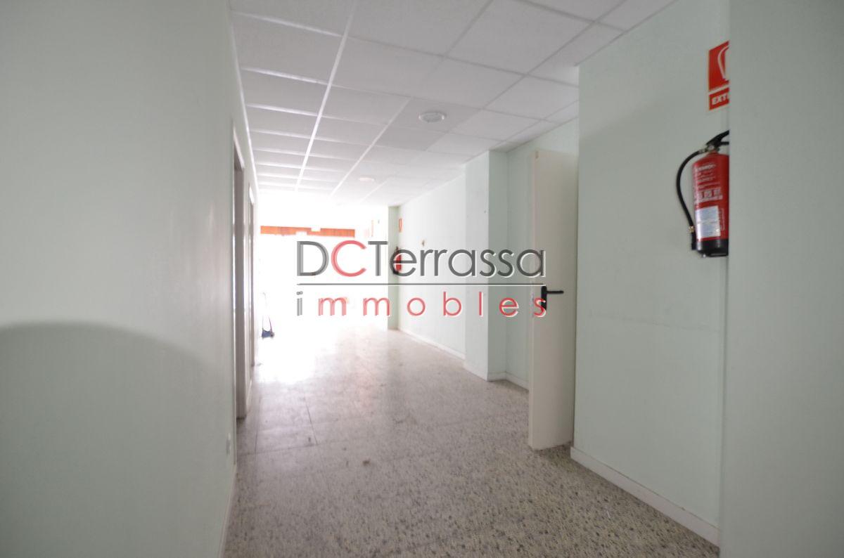 For rent of commercial in Terrassa