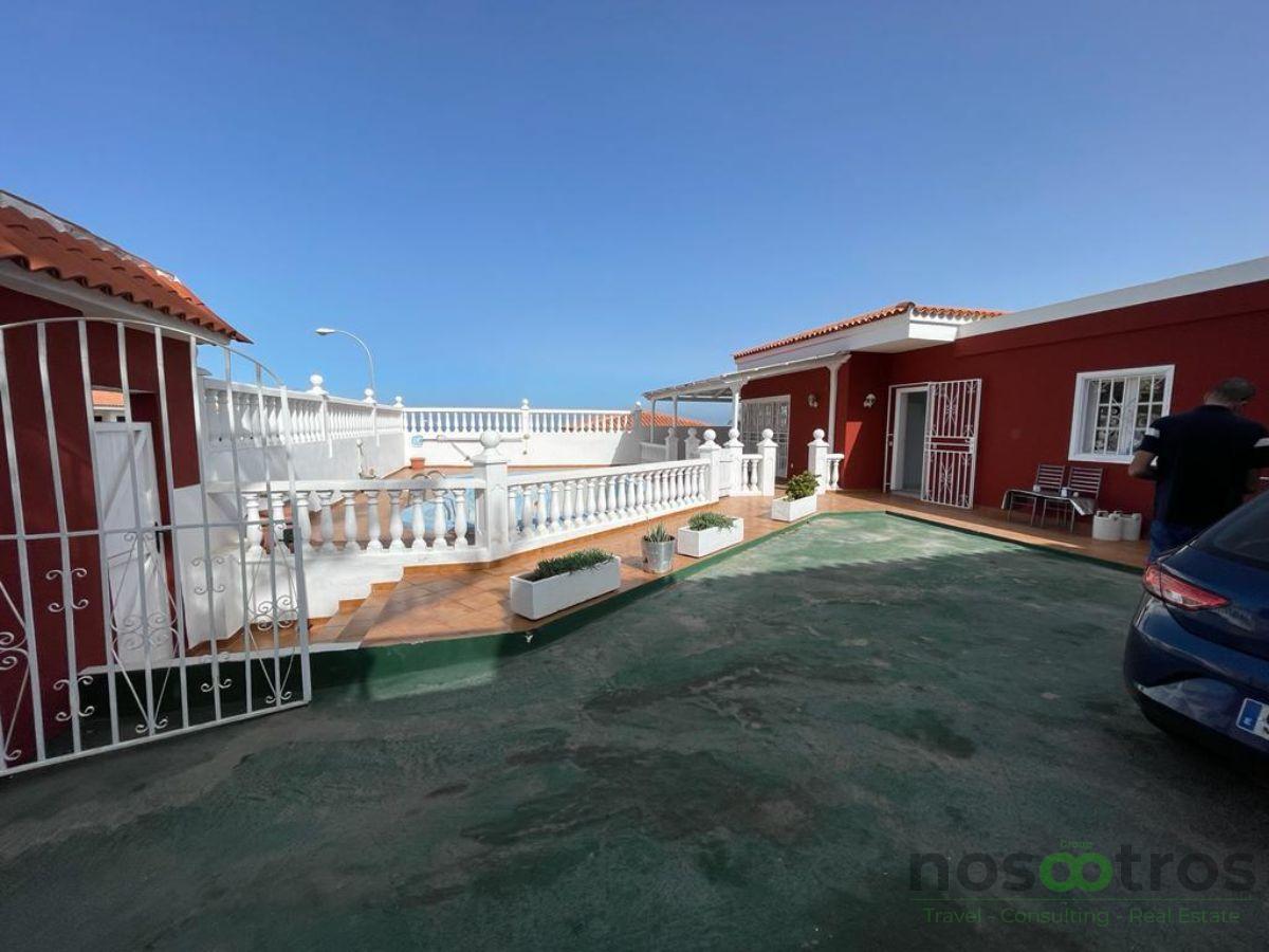 For sale of bungalow in Adeje