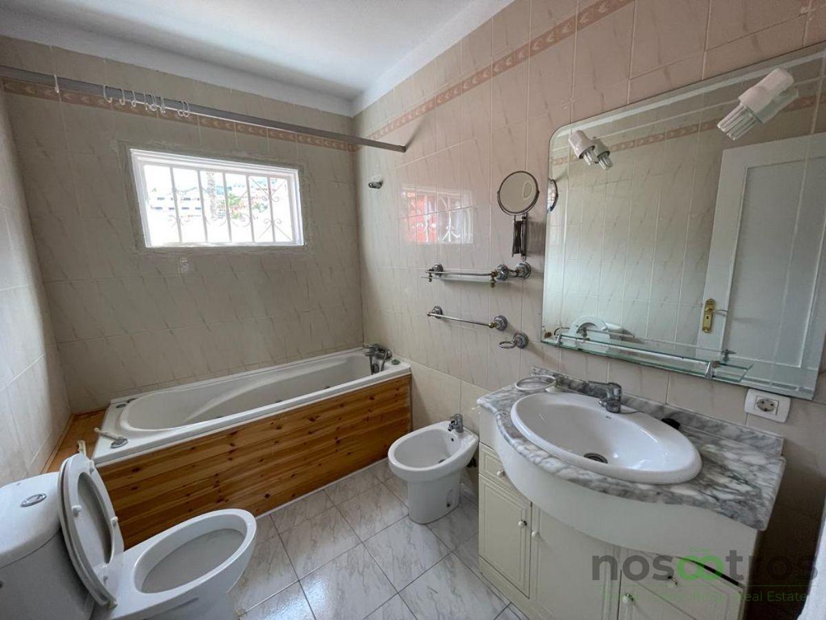 For sale of bungalow in Adeje