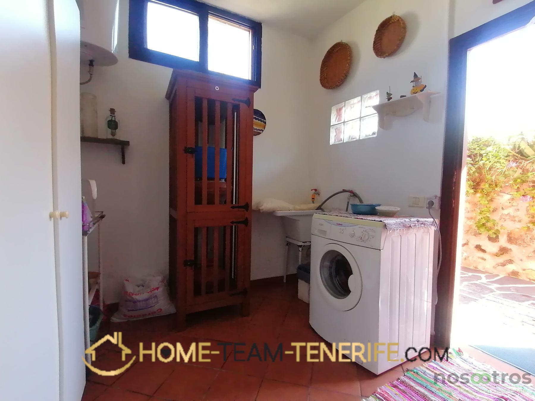 For sale of house in Icod de los Vinos