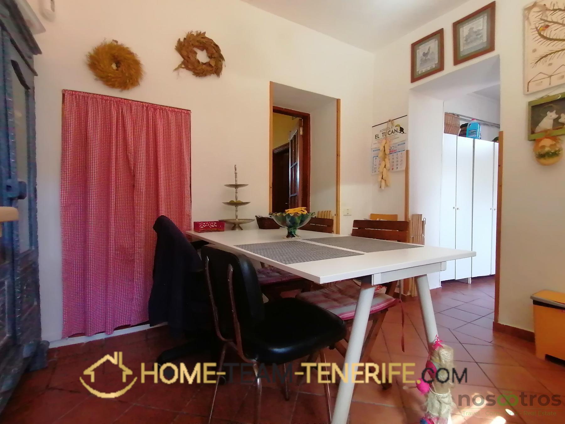 For sale of house in Icod de los Vinos