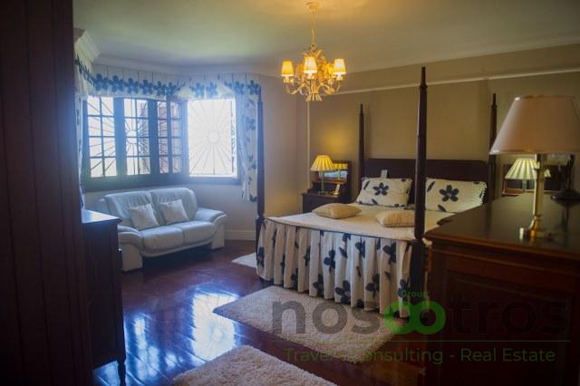 For sale of chalet in La Orotava
