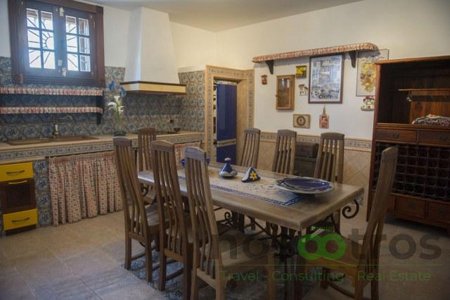 For sale of chalet in La Orotava