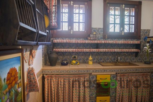 For sale of chalet in La Orotava