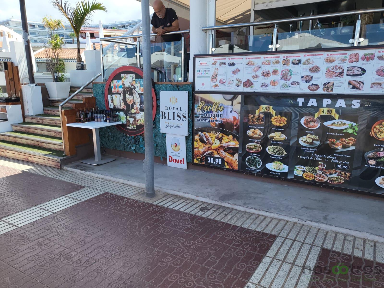 For share of commercial in Costa Adeje