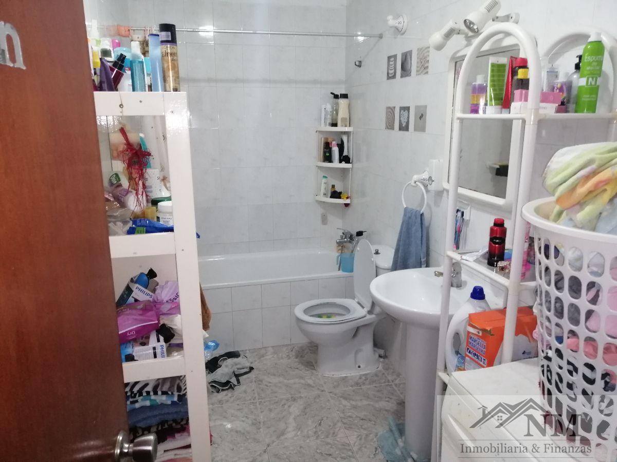 De vânzare din clădire în Adeje