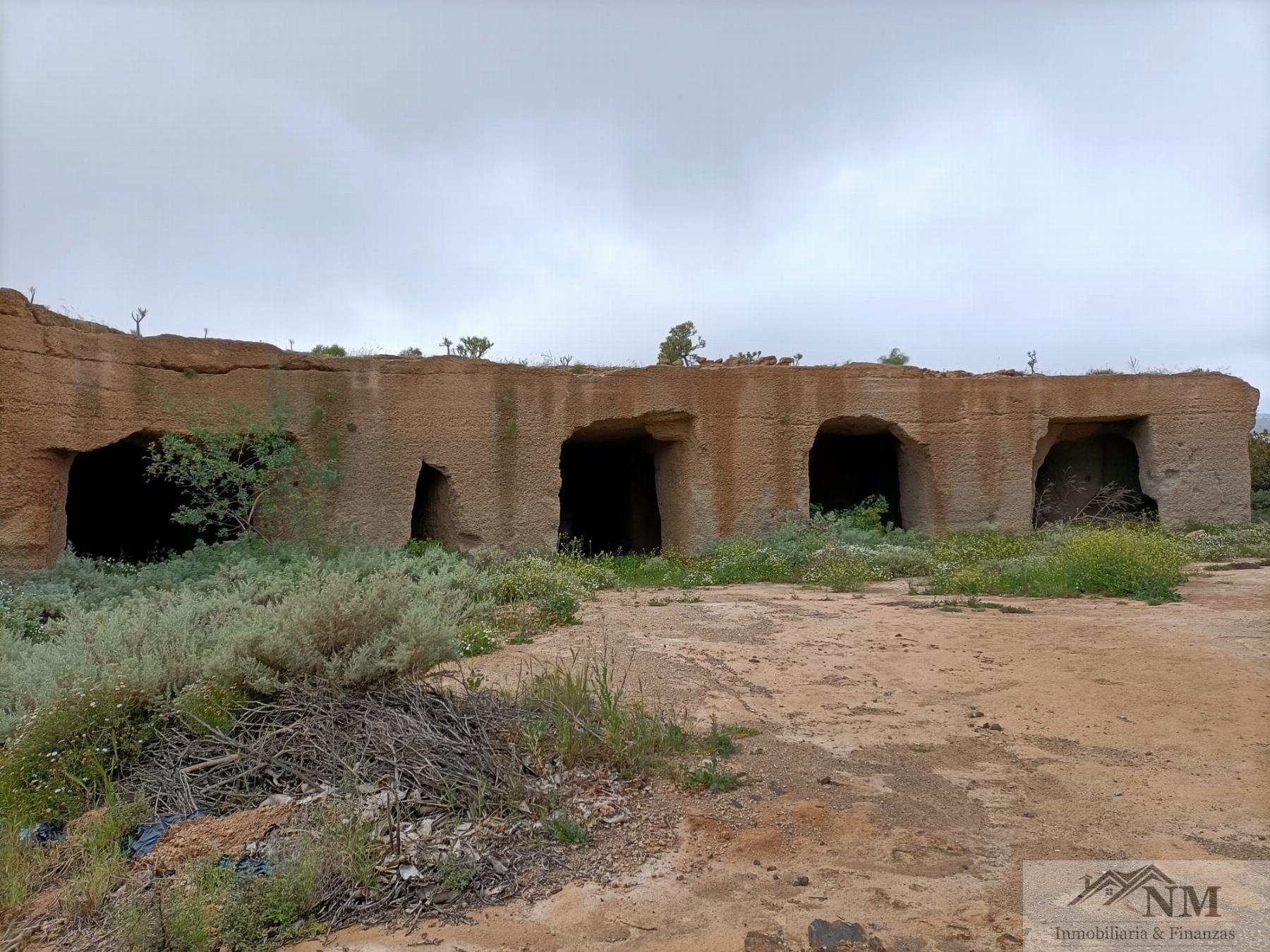 Venta de finca rústica en Granadilla de Abona