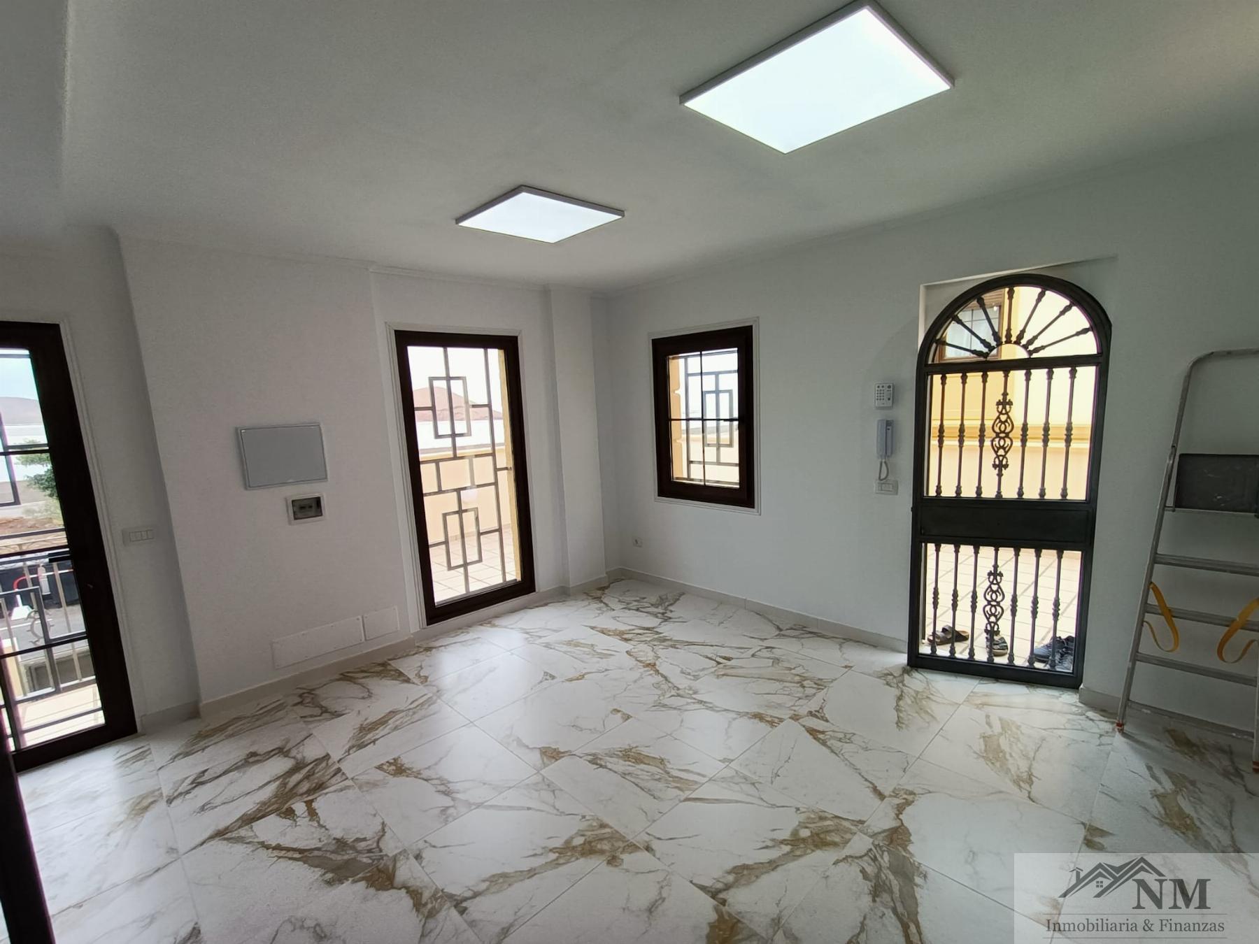 Venta de casa en San Isidro de Abona