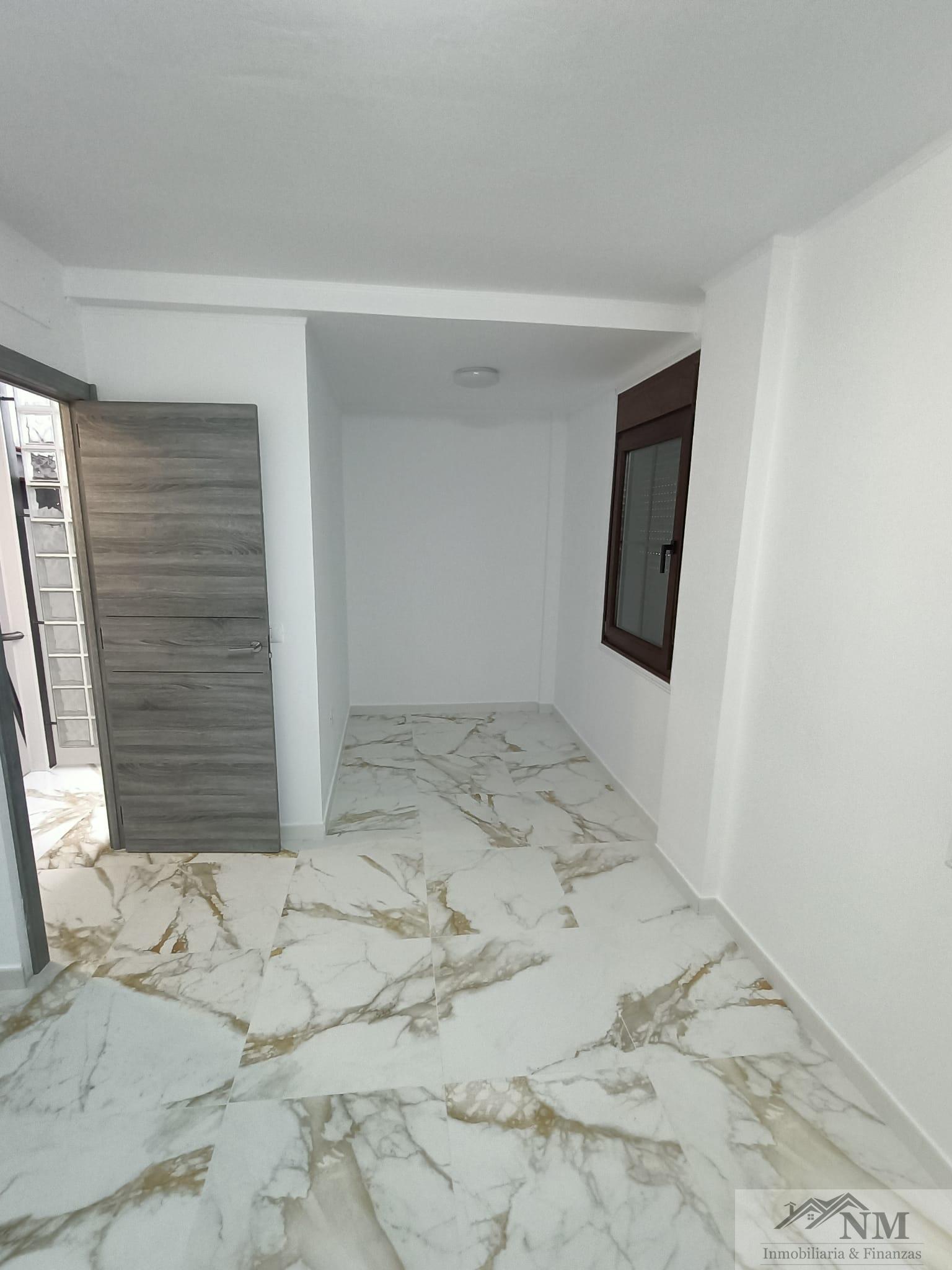 Venta de casa en San Isidro de Abona