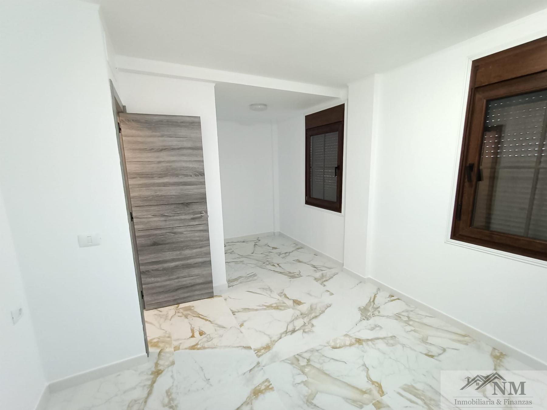 Venta de casa en San Isidro de Abona