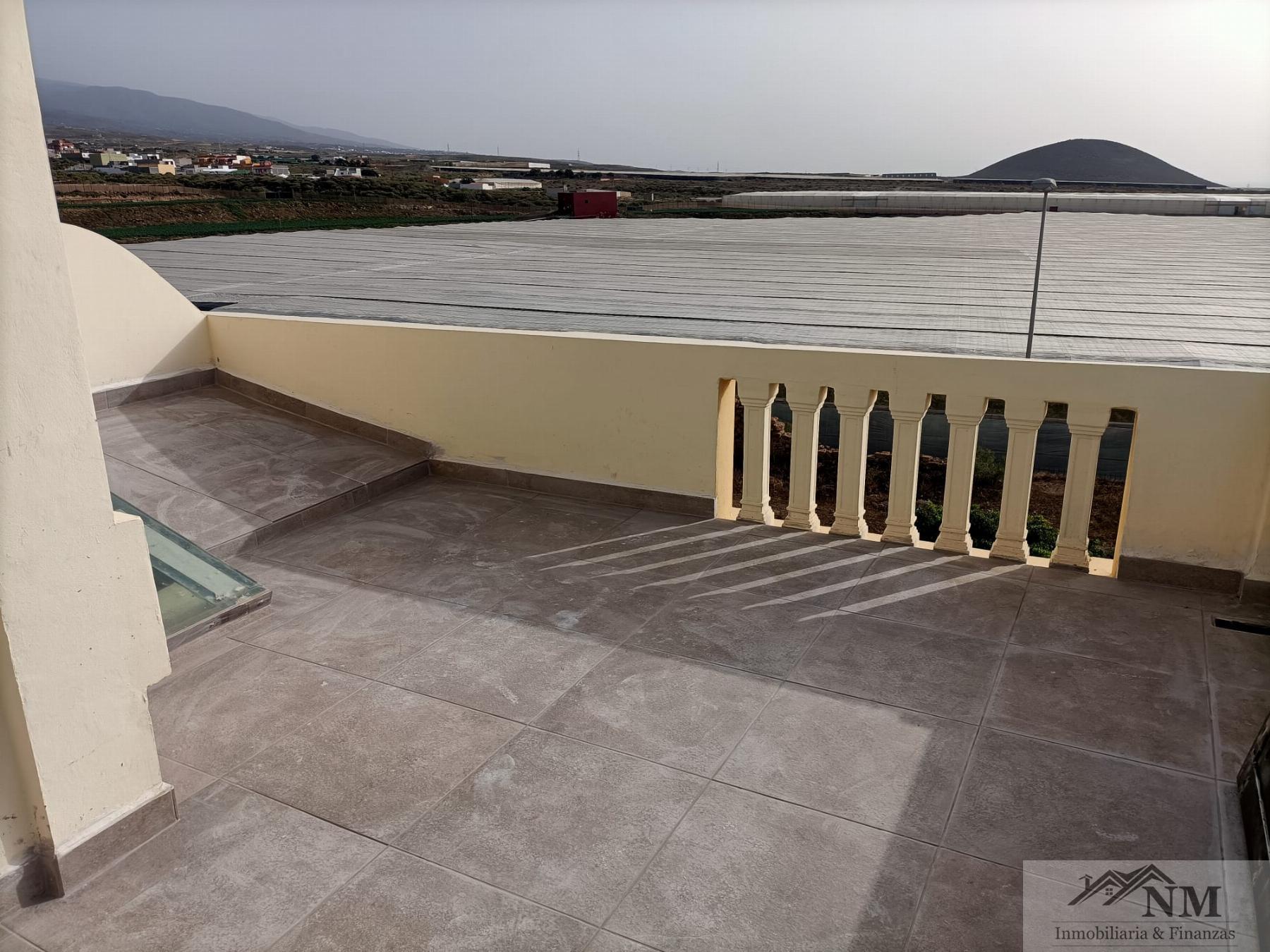 Venta de casa en San Isidro de Abona