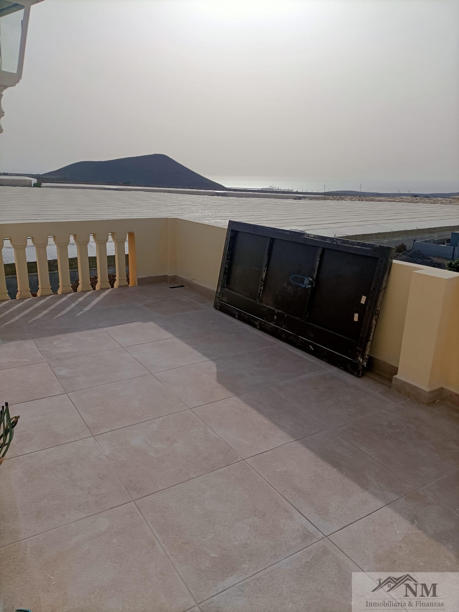 Venta de casa en San Isidro de Abona