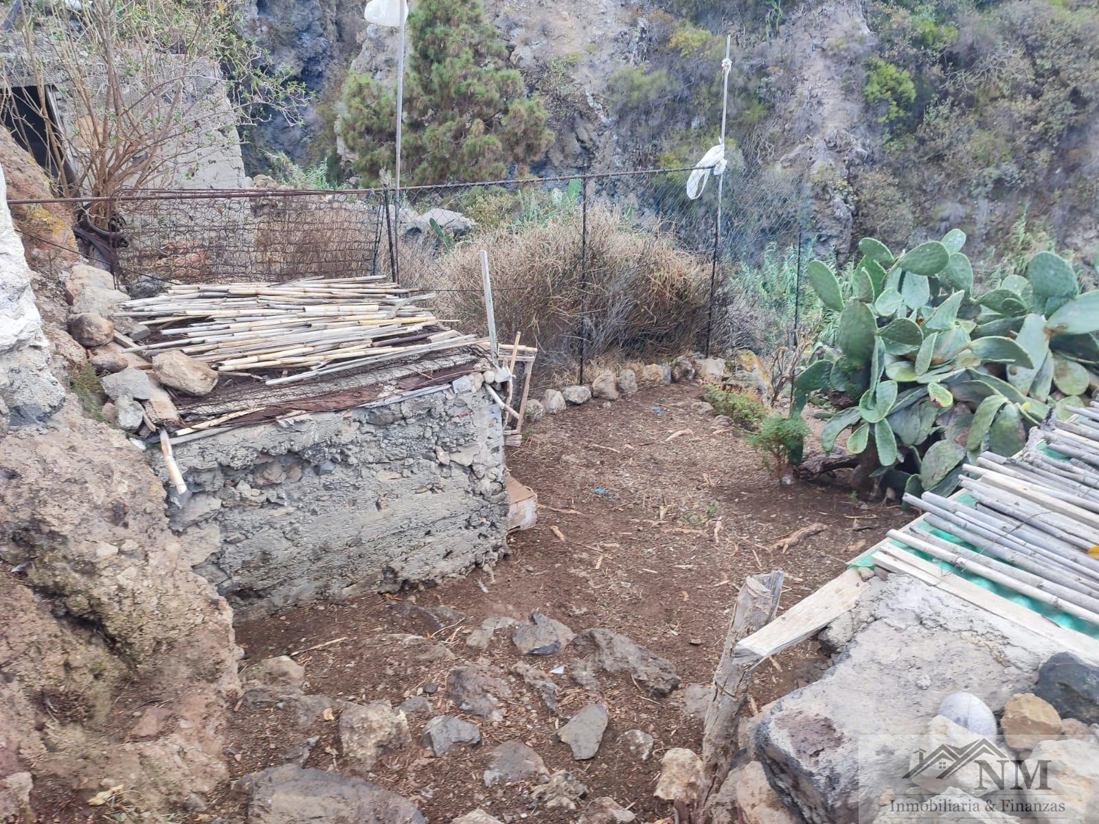 For sale of rural property in Icod de los Vinos