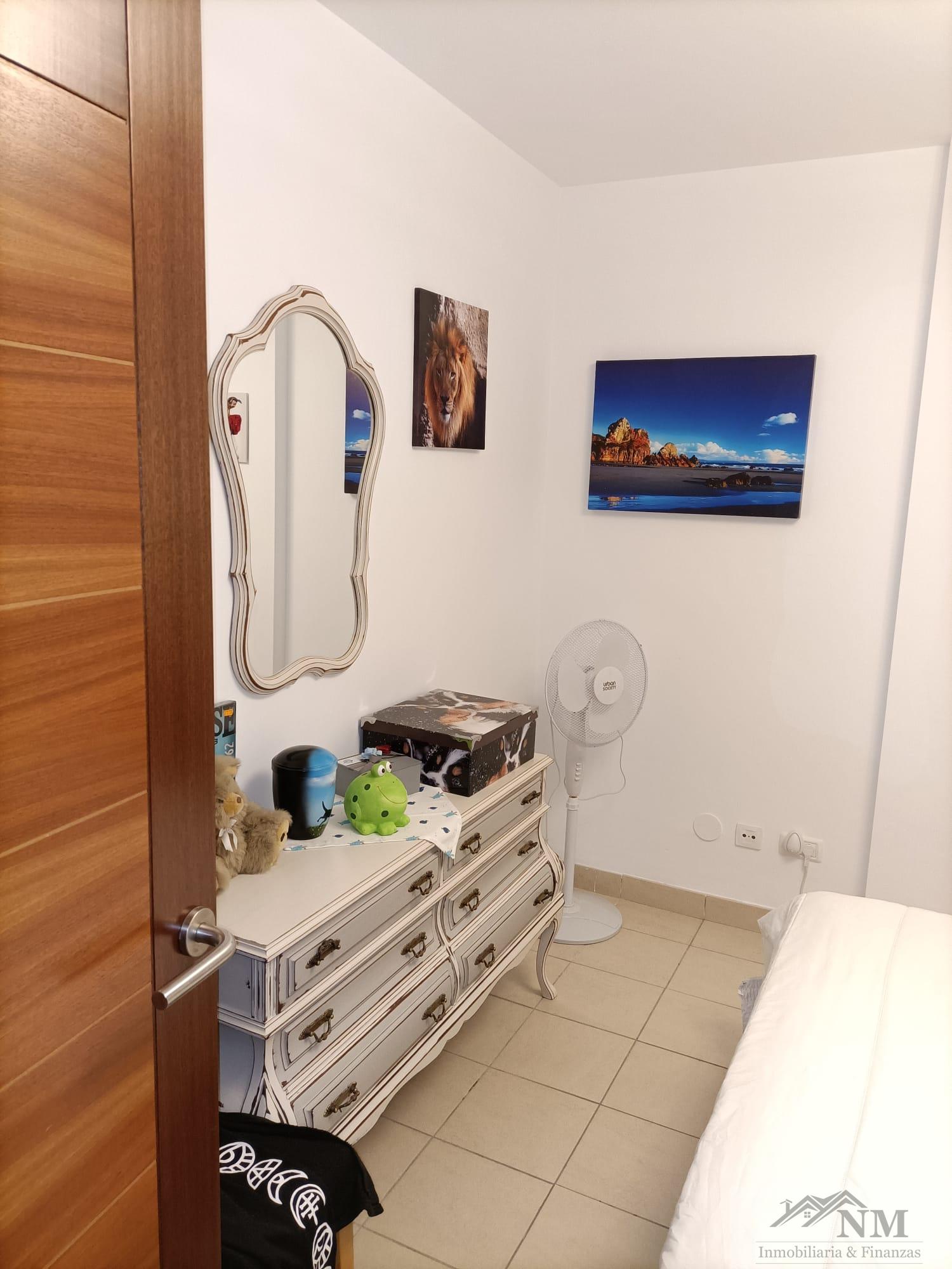 For sale of apartment in San Isidro de Abona