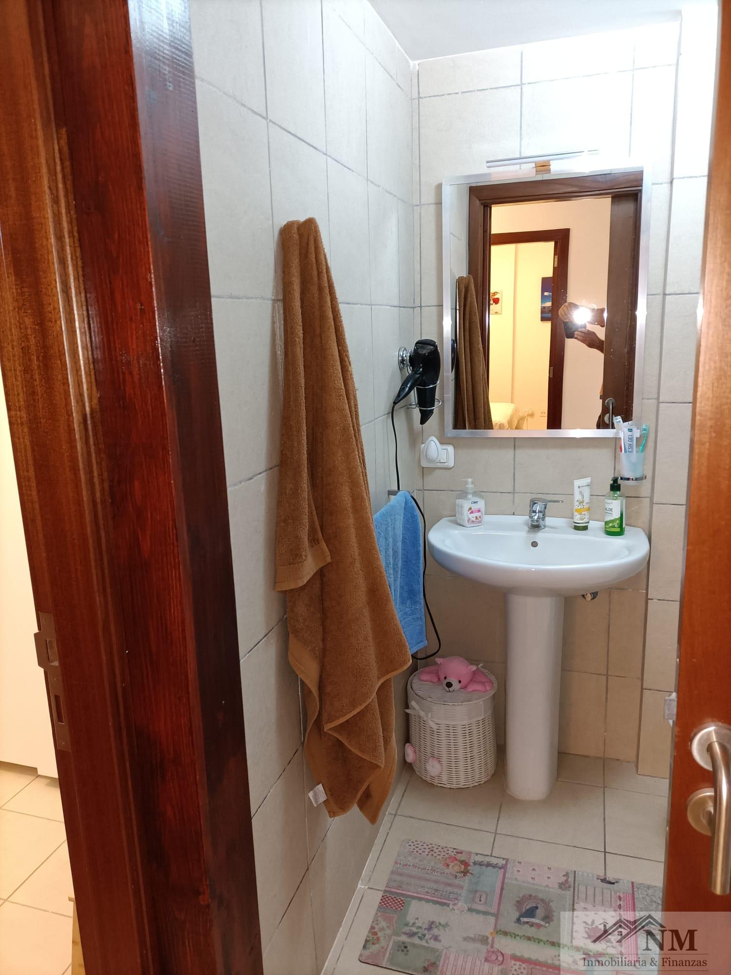 For sale of apartment in San Isidro de Abona